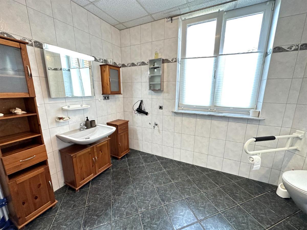 Behindertengerechte Ferienwohnung Nossentiner Huette Εξωτερικό φωτογραφία
