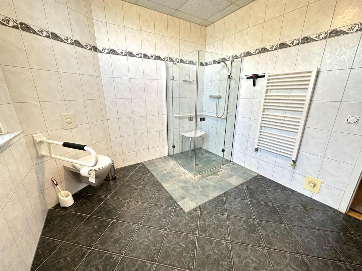Behindertengerechte Ferienwohnung Nossentiner Huette Εξωτερικό φωτογραφία