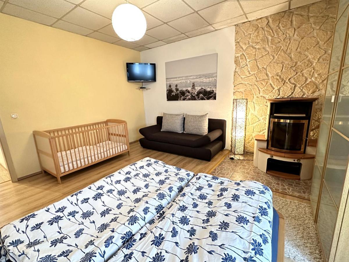 Behindertengerechte Ferienwohnung Nossentiner Huette Εξωτερικό φωτογραφία